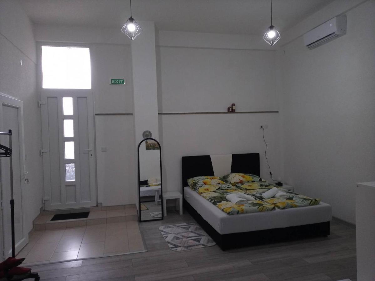 Sokak Apartment